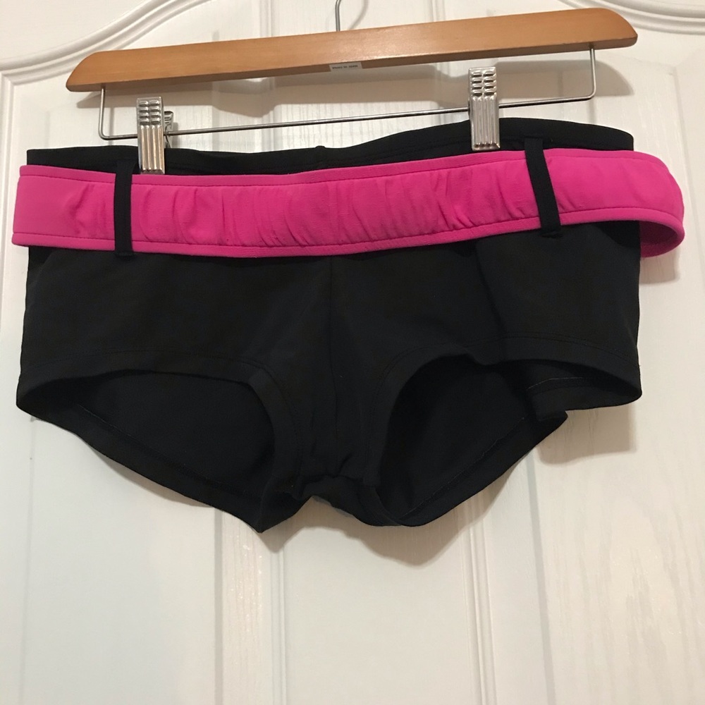 ♥️ 3/$15 Swim suit bottoms with belt Juniors 7/9
